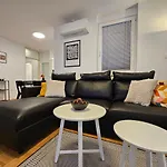 Martin In The Center Appartement
