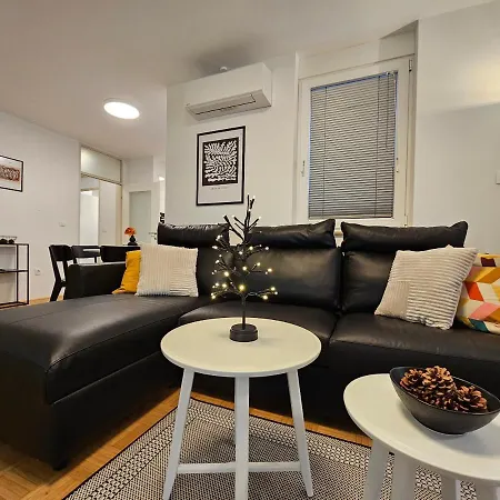 Martin In The Center