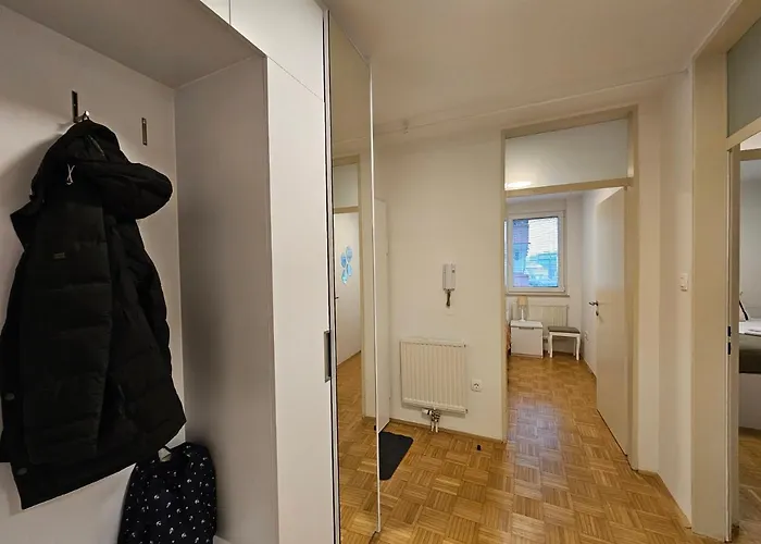 Martin In The Center 류블랴나