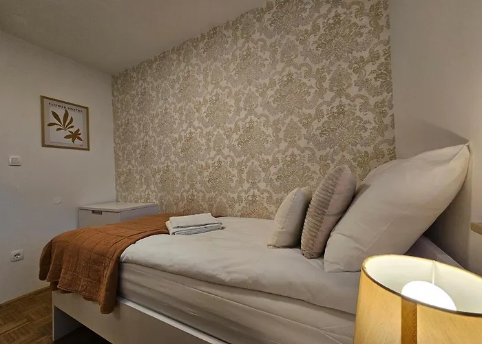 Martin In The Center 아파트