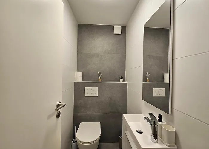 Martin In The Center * לובליאנה